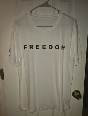 Freedom Graphic Crewneck T-Shirt - White